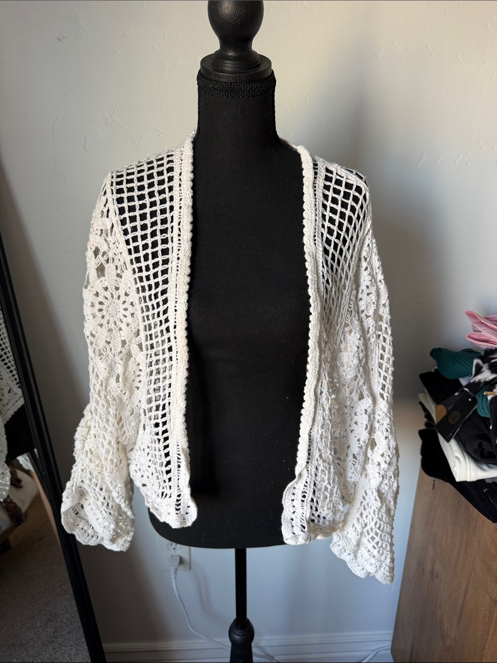 Pull&Bear Off-White Crochet Knit Cardigan